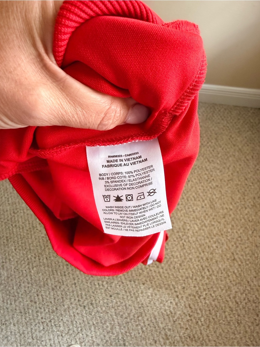 Nike Boys Large Red Hoodie with White Swoosh and Black and White Swoosh Accent - Picture 6 of 7